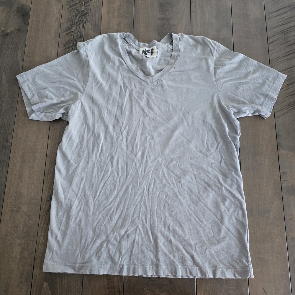 NSF Men's Gray V-neck T-Shirt Size: Large